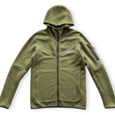 Conjunto NK Sportswear Tech Fleece